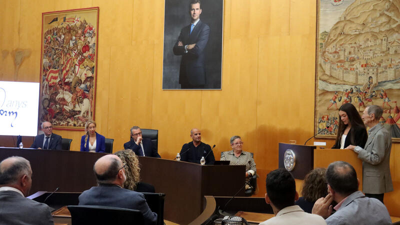 José Luis Sarrió García recibe el reconocimiento como Vecino Ejemplar de Benidorm 2025