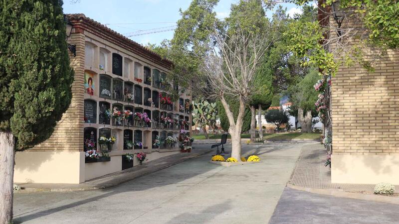 Los cementerios de Benidorm, listos para la celebración de Todos los Santos