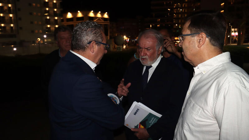 Mayor Oreja ofrece su visión del país en su conferencia ‘España en el abismo’ 
