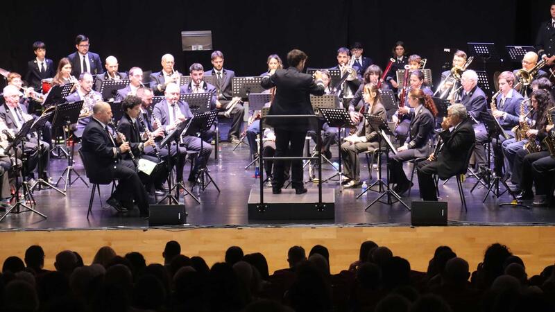 La Unió Musical i la rondalla de la ACR La Barqueta oferixen els seus concerts amb motiu de la Setmana Cultural de Festes Majors Patronals
