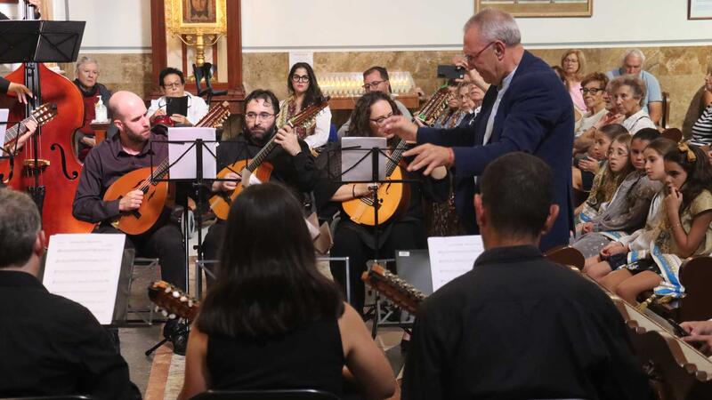 La Unió Musical i la rondalla de la ACR La Barqueta oferixen els seus concerts amb motiu de la Setmana Cultural de Festes Majors Patronals