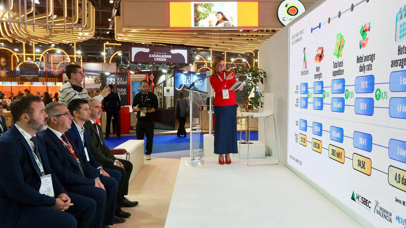 Benidorm exposa davant mitjans de comunicació britànics el seu lideratge en sostenibilitat, inclusió i digitalització turística