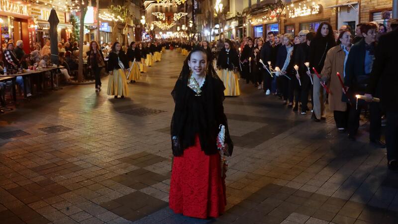 Benidorm honra al seu patró amb una solemne processó pels carrers del barri antic