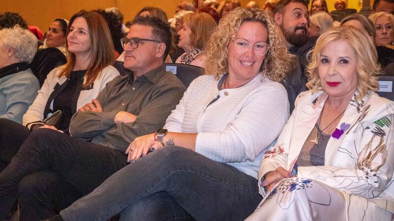 Benidorm reitera su compromiso en la lucha para la eliminación de la violencia contra las mujeres