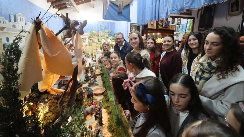 La Barqueta celebra Nadal amb el seu tradicional pesebre de quasi 400 figures