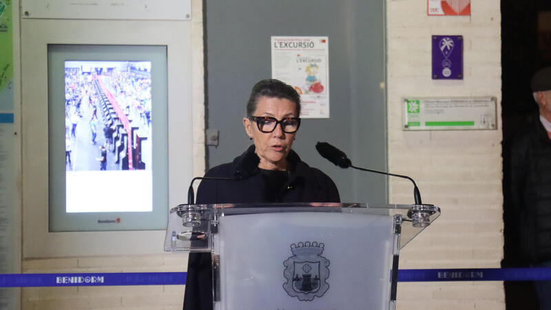 Benidorm begins the centenary celebrations of the Coronation of its patroness saint with the premiere of the anthem and the prresentation of the poster
