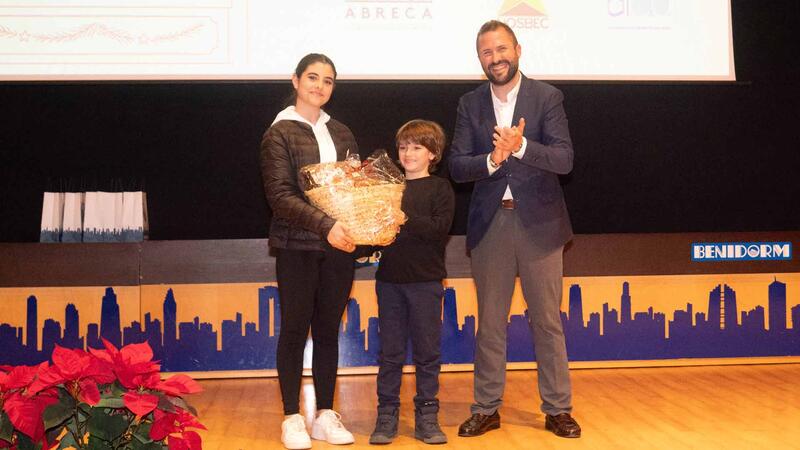 Benidorm premia la creatividad en su Concurso de Escaparatismo Navideño