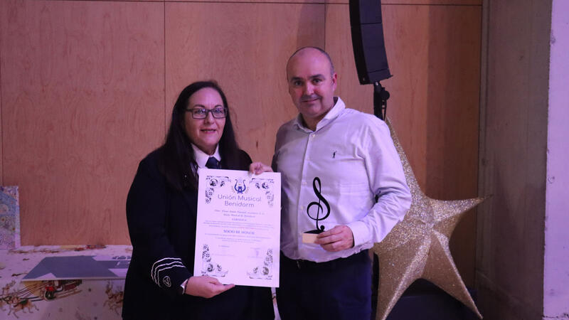 La Banda Sinfónica de la Unión Musical de Benidorm llena el Centro Cultural para su concierto extraordinario 