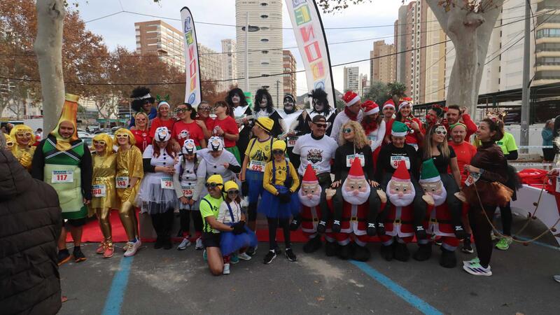 La XV San Silvestre de Benidorm reúne a casi 900 participantes por las calles de la ciudad