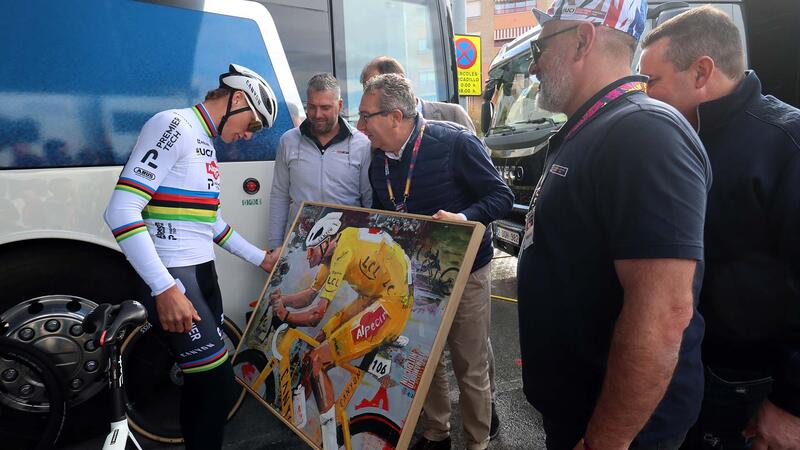 Benidorm vibra un año más con el mejor ciclismo todoterreno en la Copa del Mundo de Ciclocross