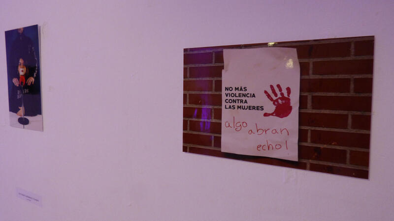 La Casa del Fester acoge una exposición fotográfica de alumnos del IES Beatriu Fajardo contra la violencia machista