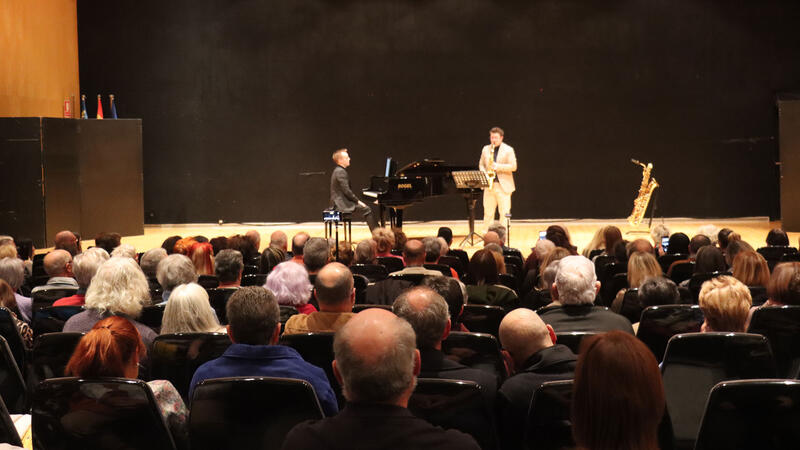 Gran inici del cicle ‘Grans Recitals’ amb el duo ‘Catarsis’ en una replet Saló d