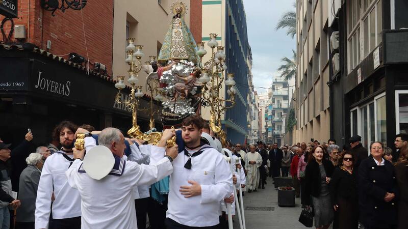 Benidorm culmina de forma multitudinaria los actos del Centenario de la Coronación de la Verge del Sofratge 