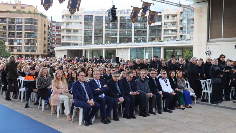 Benidorm culmina de forma multitudinaria los actos del Centenario de la Coronación de la Verge del Sofratge 