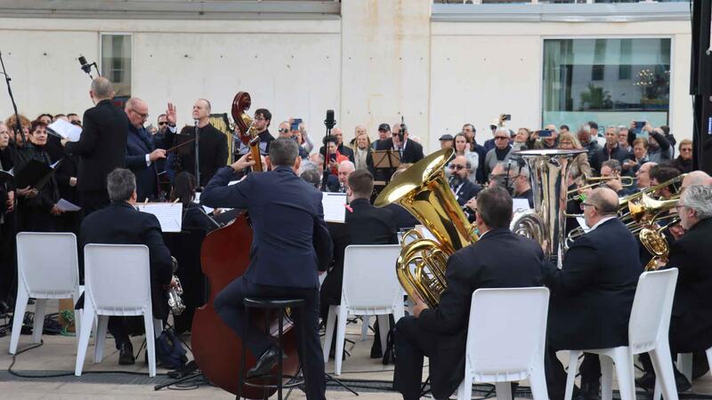 Benidorm culmina de forma multitudinaria los actos del Centenario de la Coronación de la Verge del Sofratge 