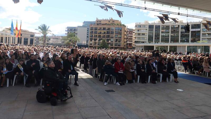 Benidorm culmina de forma multitudinaria los actos del Centenario de la Coronación de la Verge del Sofratge 
