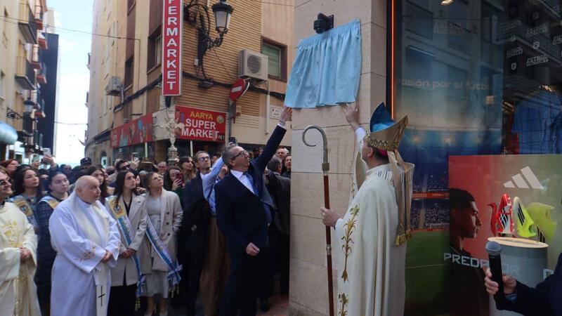 Benidorm culmina de forma multitudinaria los actos del Centenario de la Coronación de la Verge del Sofratge 