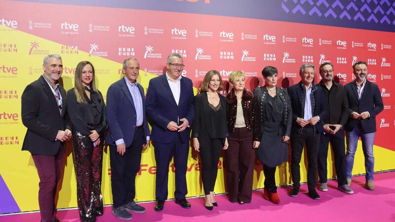 Más de un millón de espectadores vieron a través de la televisión a Tony Grox y Lucycalis alzarse como ganadores del Benidorm Fest
