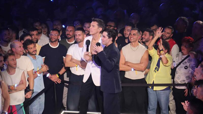 Más de un millón de espectadores vieron a través de la televisión a Tony Grox y Lucycalis alzarse como ganadores del Benidorm Fest