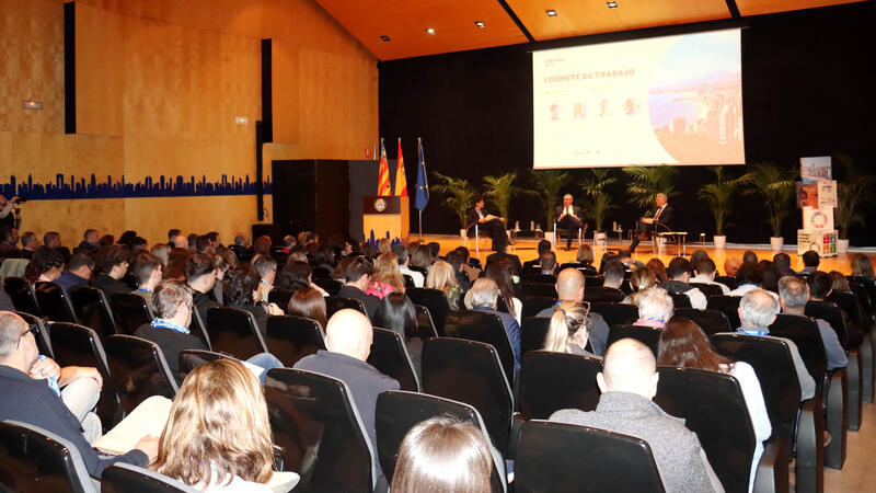 Benidorm hosts the first INSTO Working Committee meeting, and the mayor expresses his confidence that the local observatory will soon become part of the network