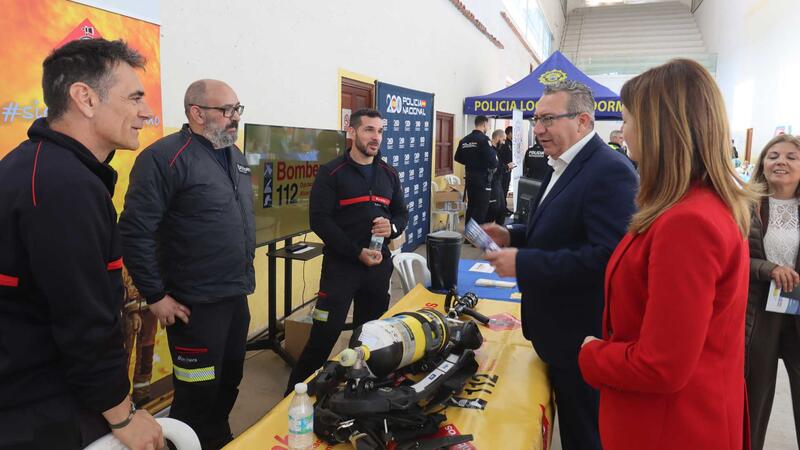 More than a thousand students participate in the Benidorm Education and Vocational Training Fair