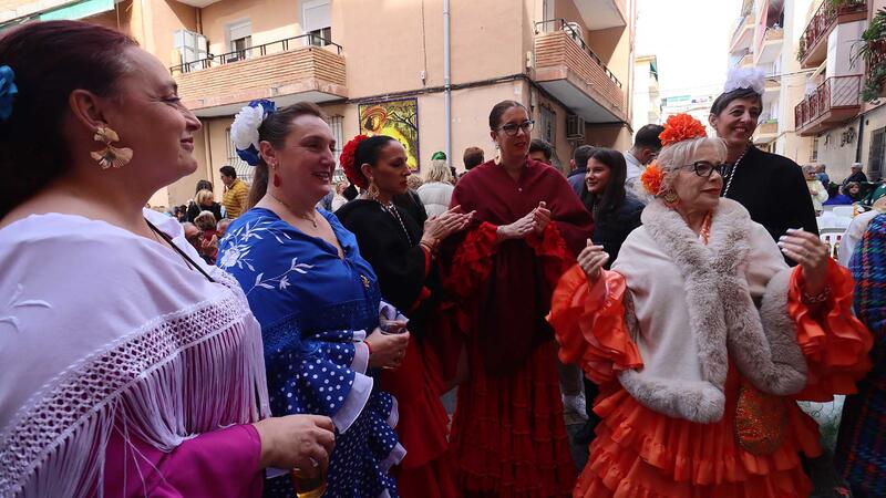 Andalusians in Benidorm celebrate Andalusia Day with traditional dances and dishes