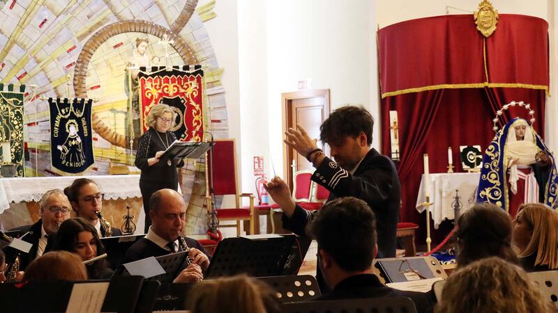 Palabra y música se dan la mano en un evocador pregón de la Semana Santa de Benidorm