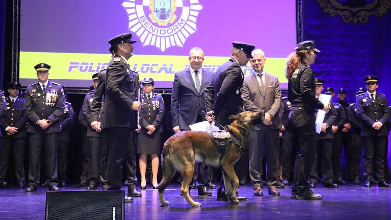 Benidorm commemorates the 182nd anniversary of the Local Police with recognition of 86 officers who intervened in the DANA storm