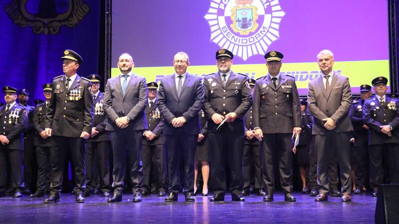 Benidorm commemorates the 182nd anniversary of the Local Police with recognition of 86 officers who intervened in the DANA storm