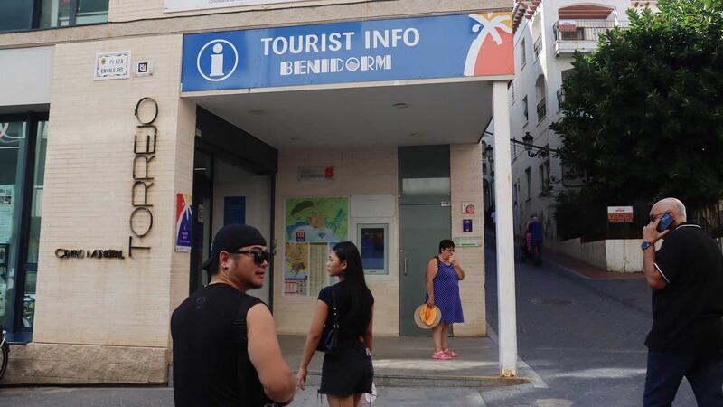 Benidorm aprueba el expediente para rehabilitar la oficina municipal de Turismo de El Torrejó