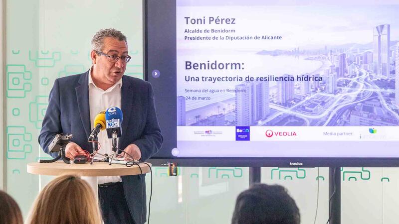 Benidorm presenta un proyecto pionero para calcular la huella hídrica territorial y poder ajustar aún más el consumo de agua