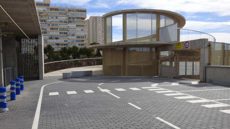 Benidorm opens Poniente parking lot throughout Holy Week