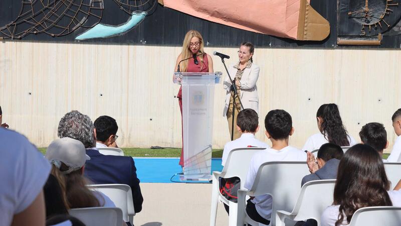 Benidorm commemora el Dia del Llibre amb una lectura pública amb escolars en el Parc de Foietes