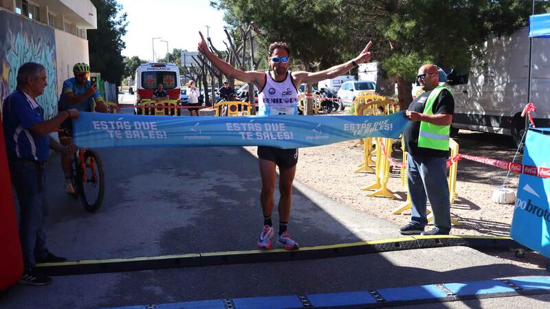 Més de mig miler de participants en la setena edició del Cross Solidari del Doble Amor