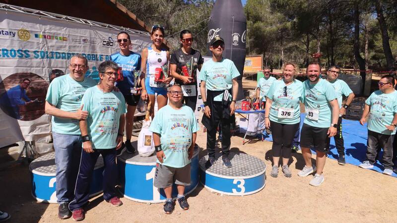 Més de mig miler de participants en la setena edició del Cross Solidari del Doble Amor