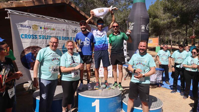 Més de mig miler de participants en la setena edició del Cross Solidari del Doble Amor