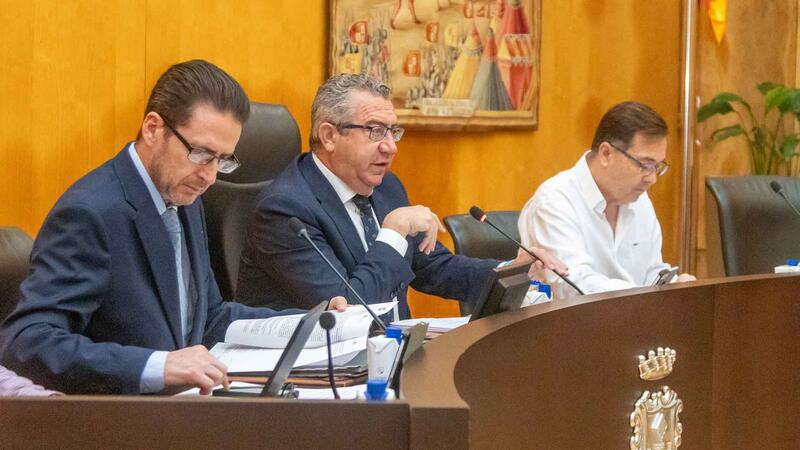 El pleno aprueba pedir al Gobierno de España la cesión de viviendas y solares de la Sareb para el incremento del parque municipal de la vivienda