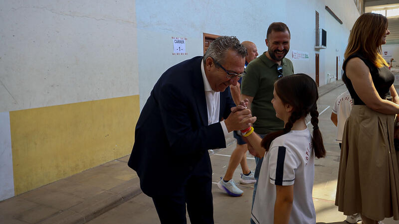 Escolars de la Marina participen en Benidorm en una nova edició de la Trobada de Pilota a l’Escola