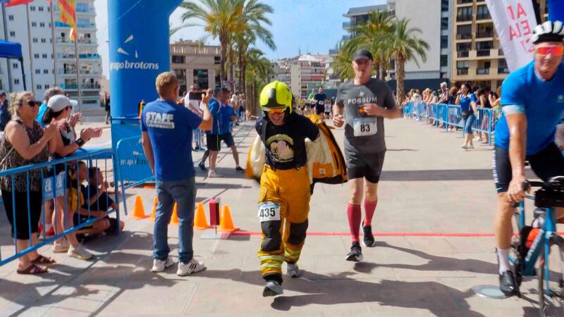 Més de 1.000 esportistes corren la II Carrera Solidària per l
