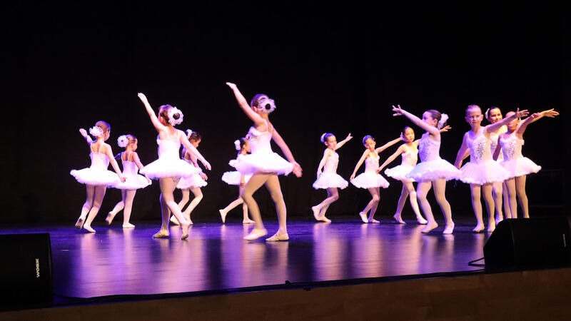El Conservatori Municipal de Dansa fa gala del talent del seu alumnat en el tancament del curs acadèmic 2025-26