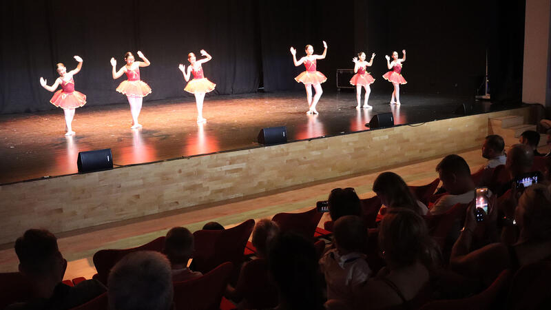 El Conservatori Municipal de Dansa fa gala del talent del seu alumnat en el tancament del curs acadèmic 2025-26