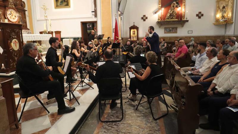 La Unió Musical de Benidorm avança en els actes del seu Centenari amb la benedicció del nou estendard