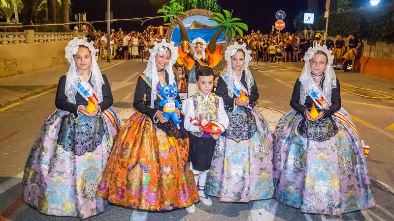 Con la ‘Nit de la Cremà’, la Hoguera de La Cala pone el broche final a su fiesta de 2026