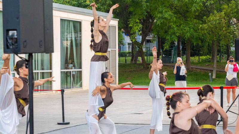 La danza contemporánea inaugura el verano cultural de Benidorm con una nueva edición de ‘Les Ones’