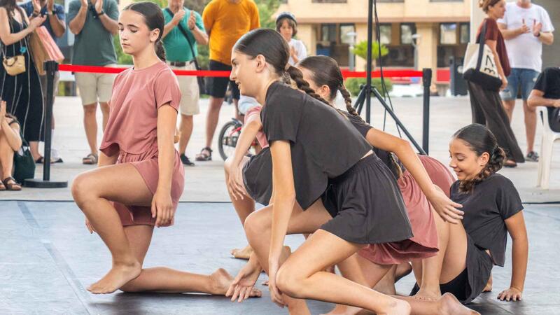 La danza contemporánea inaugura el verano cultural de Benidorm con una nueva edición de ‘Les Ones’