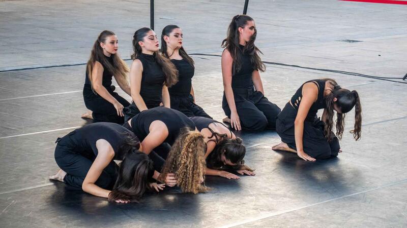 La danza contemporánea inaugura el verano cultural de Benidorm con una nueva edición de ‘Les Ones’
