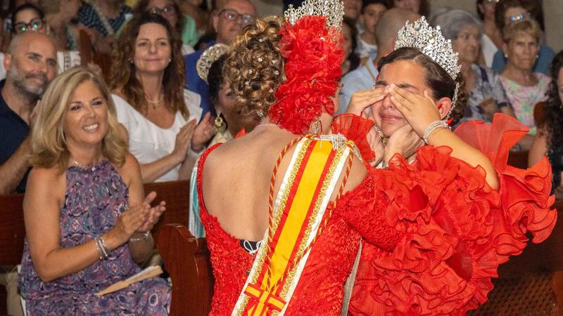 La Casa de Andalucía celebra su XLVI Romería del Corpus Christi en Benidorm con la tradicional misa rociera y la bajada de la Blanca Paloma
