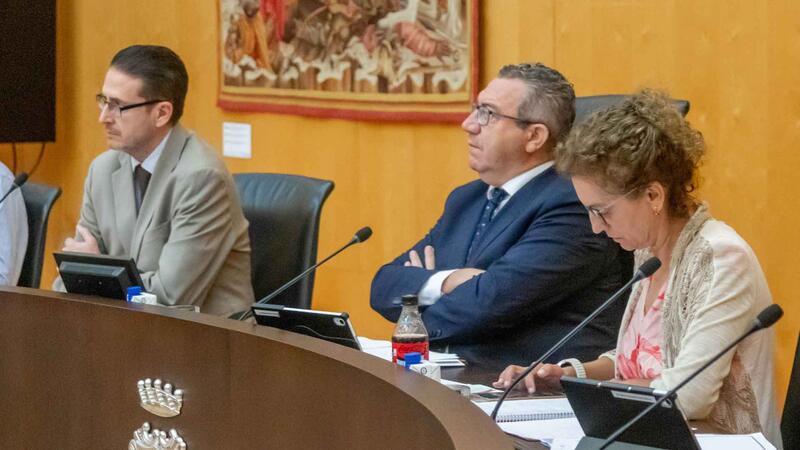 Benidorm dona llum verda al conveni comarcal que permetrà comptar amb una segona línia d