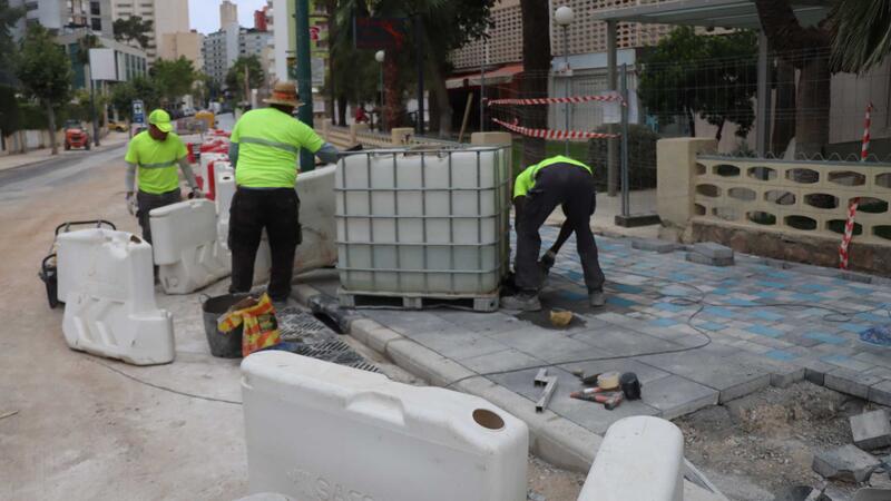 Benidorm abre este fin de semana al tráfico la avenida Montecarlo y retomará las obras en septiembre
