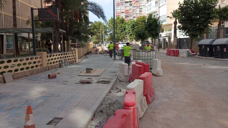 Benidorm abre este fin de semana al tráfico la avenida Montecarlo y retomará las obras en septiembre